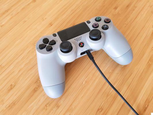 Controlador PS4: cómo conectar auriculares o audífonos